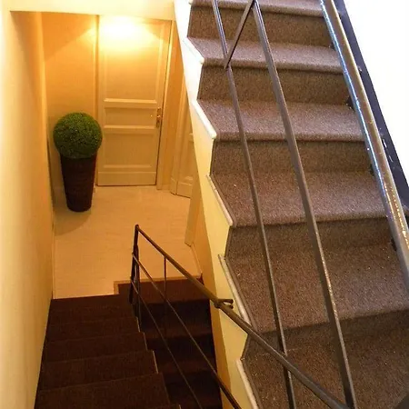 Bed & Breakfast Residenza Umberto CTA